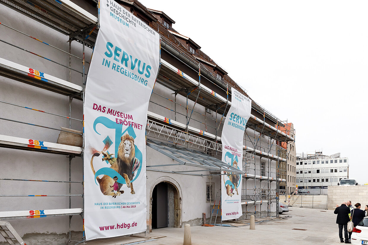 Das Depot des Museums der Bayerischen Geschichte wird im sanierten Österreicher Stadel untergebracht. 