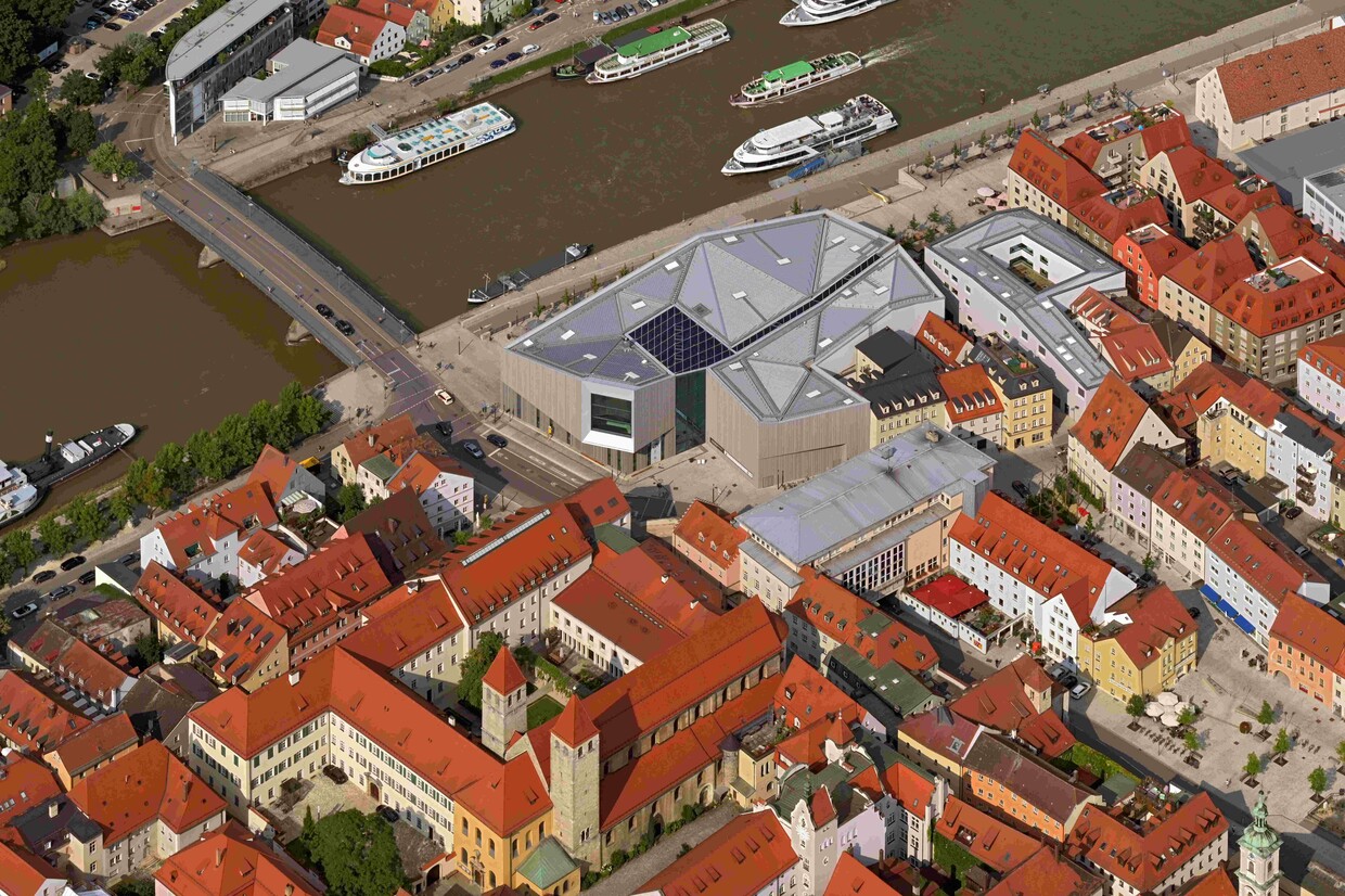 Das Museum zwischen Donau und Regensburger Altstadt, 2021 © Haus der Bayerischen Geschichte | Foto: Nürnberg Luftbild Hajo Dietz